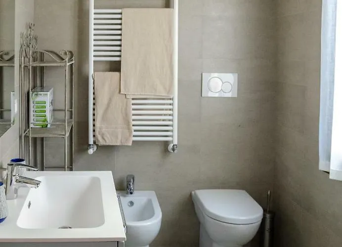 Azzurro Two Bathrooms * Venise