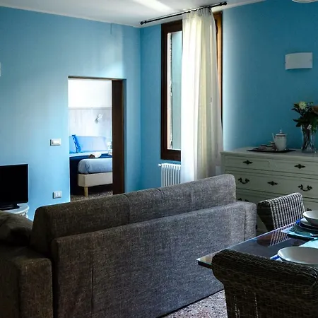 Azzurro Two Bathrooms Apartman Velence