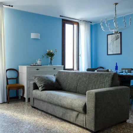 Azzurro Two Bathrooms Lejlighed *